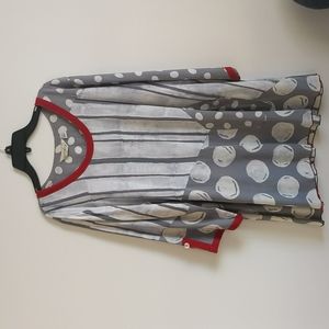 Lyng Grey and Red Tunic